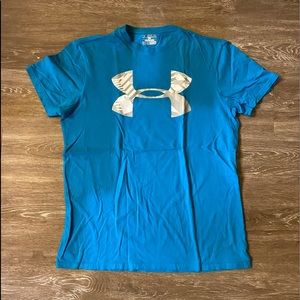 Under Armour t-shirt